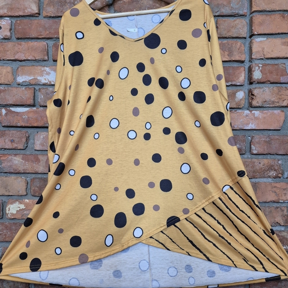 Artsy Lagenlook Tunic Top Asymmetrical Hem Boho Swing Polka Dot 3X - Picture 4 of 8